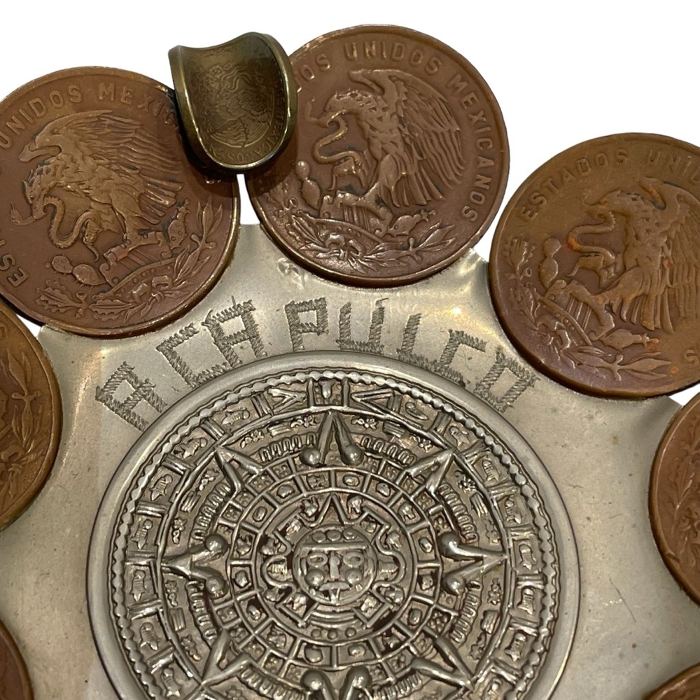 Vintage Mexican Coin 20 Centavos Metal Ashtray Made in Acapulco 1960's